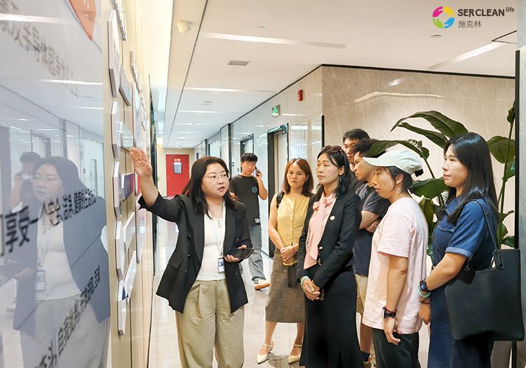 广东省工业和信息化厅2025 
年高端装备制造产业集群培育专题研修班一行到访深圳市兴业卓辉实业有限公司开展参观学习活动
