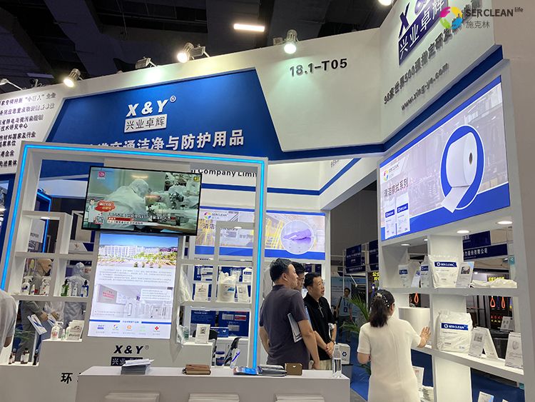 兴业卓辉展位的产品——清洁擦拭系列